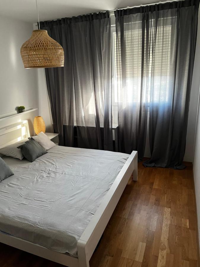 Apartman Vanesa Apartment Split Bagian luar foto