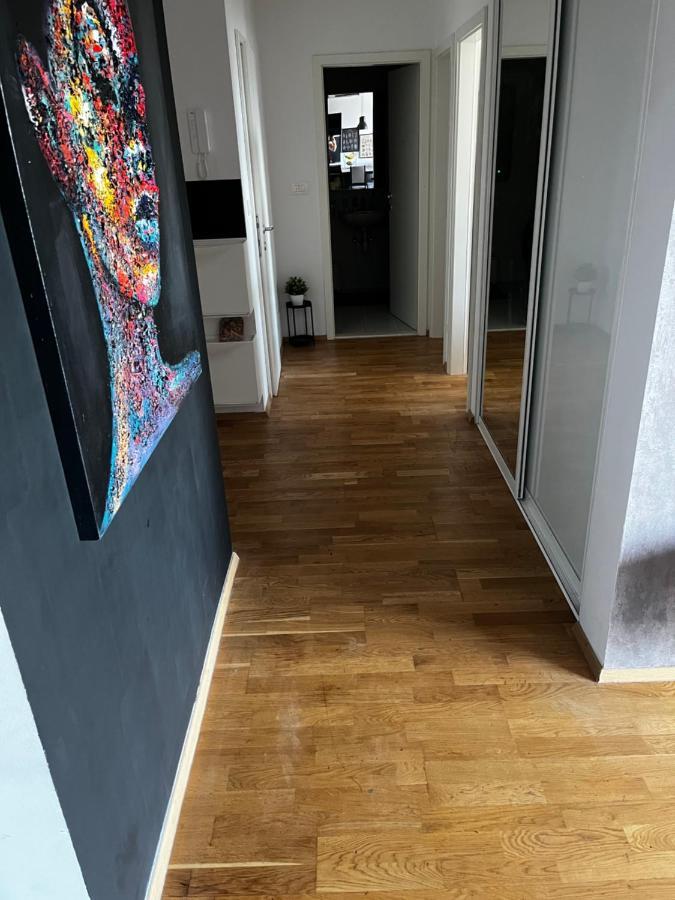 Apartman Vanesa Apartment Split Bagian luar foto