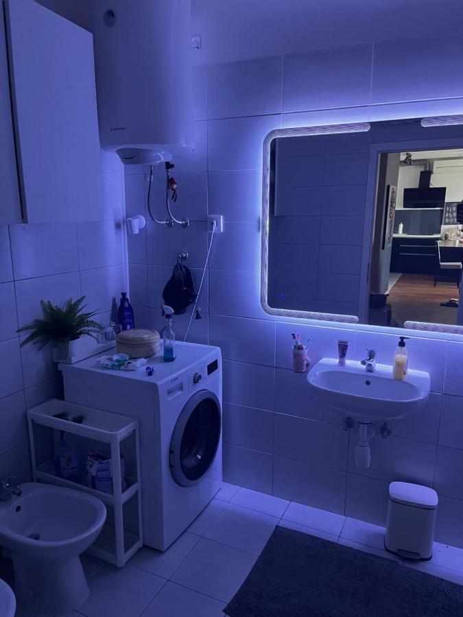 Apartman Vanesa Apartment Split Bagian luar foto